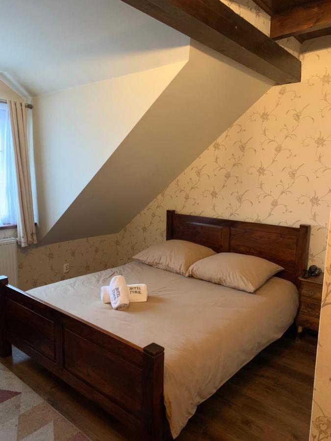 Hotel Tyrol I Restauracja Zycie Gruzji Osielsko 외부 사진