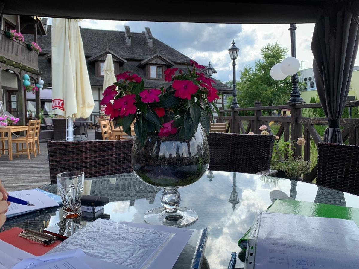 Hotel Tyrol I Restauracja Zycie Gruzji Osielsko 외부 사진