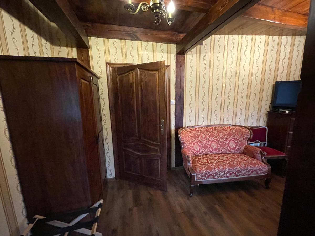 Hotel Tyrol I Restauracja Zycie Gruzji Osielsko 외부 사진