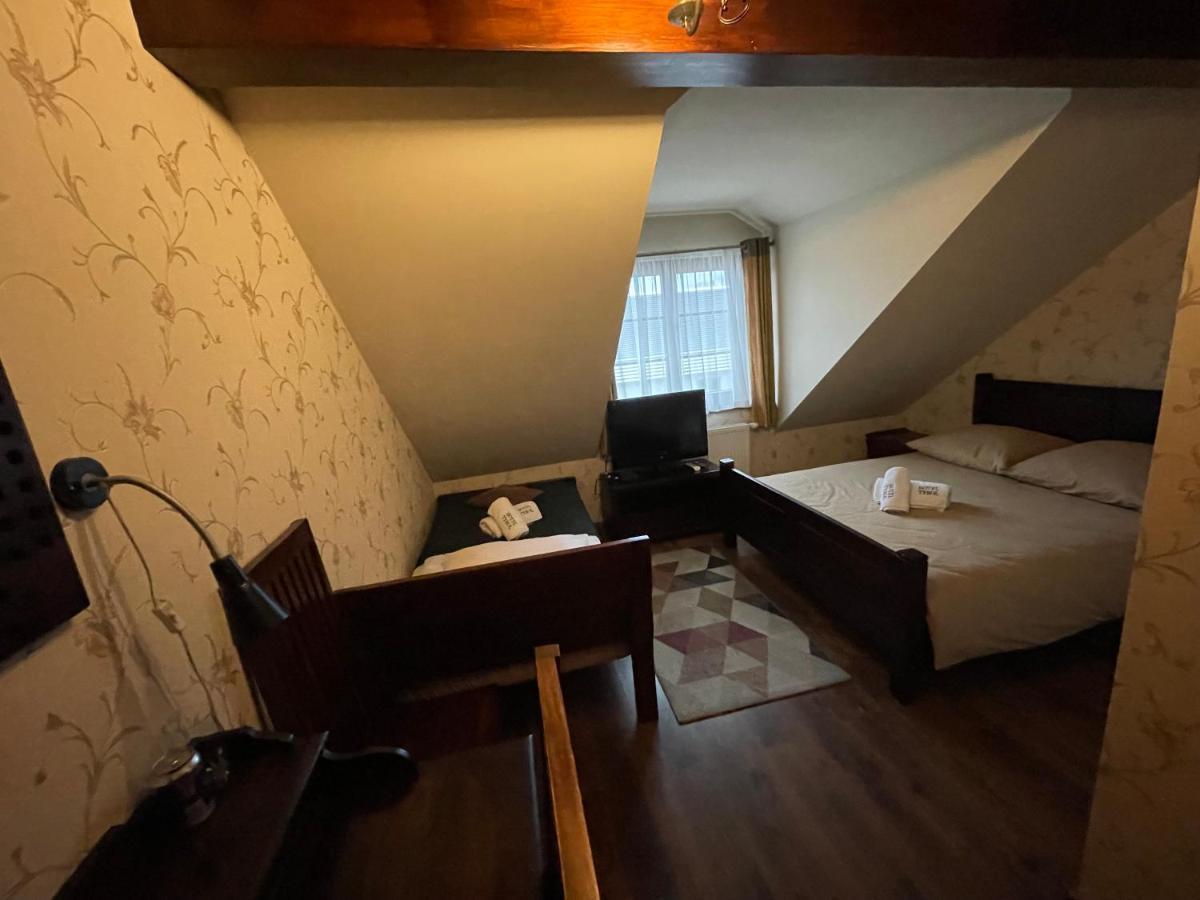 Hotel Tyrol I Restauracja Zycie Gruzji Osielsko 외부 사진