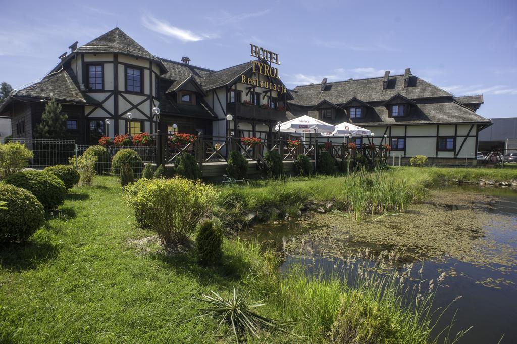 Hotel Tyrol I Restauracja Zycie Gruzji Osielsko 외부 사진